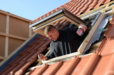 Pose de fenêtres de toit Velux à Lembach